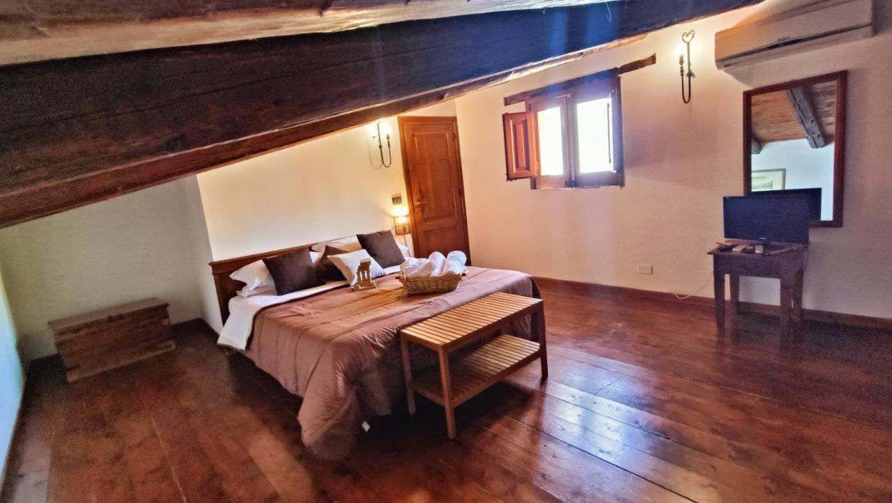 Afena Rent Bedrooms อากริเจนโต ภายนอก รูปภาพ