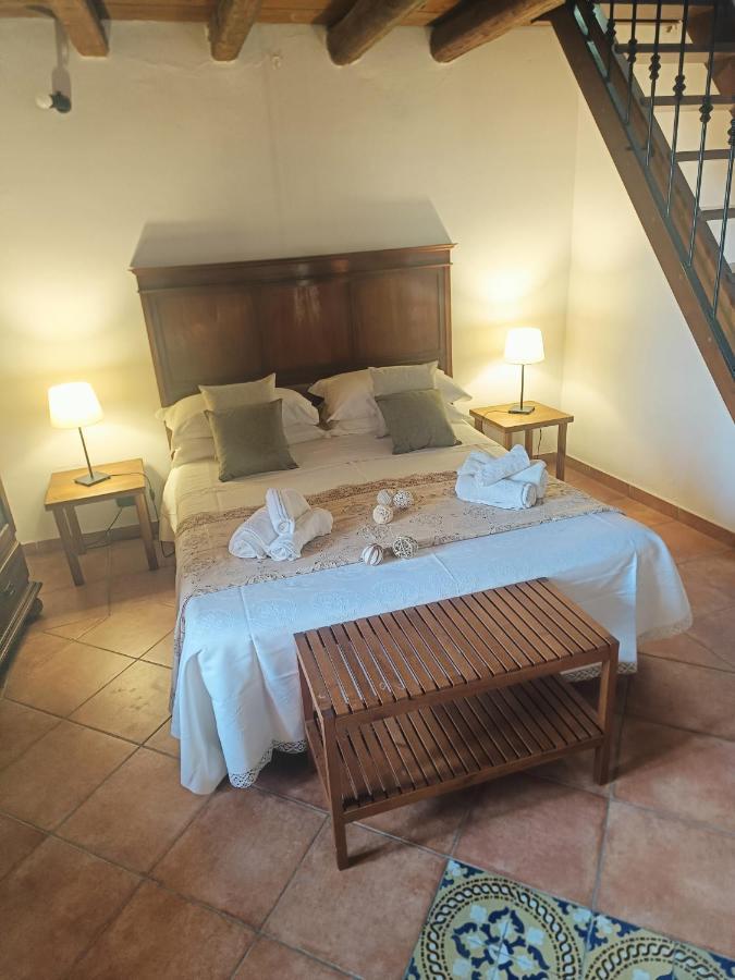 Afena Rent Bedrooms อากริเจนโต ภายนอก รูปภาพ
