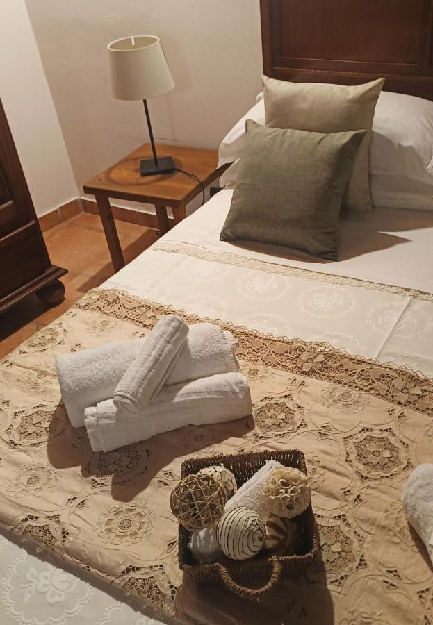Afena Rent Bedrooms อากริเจนโต ภายนอก รูปภาพ