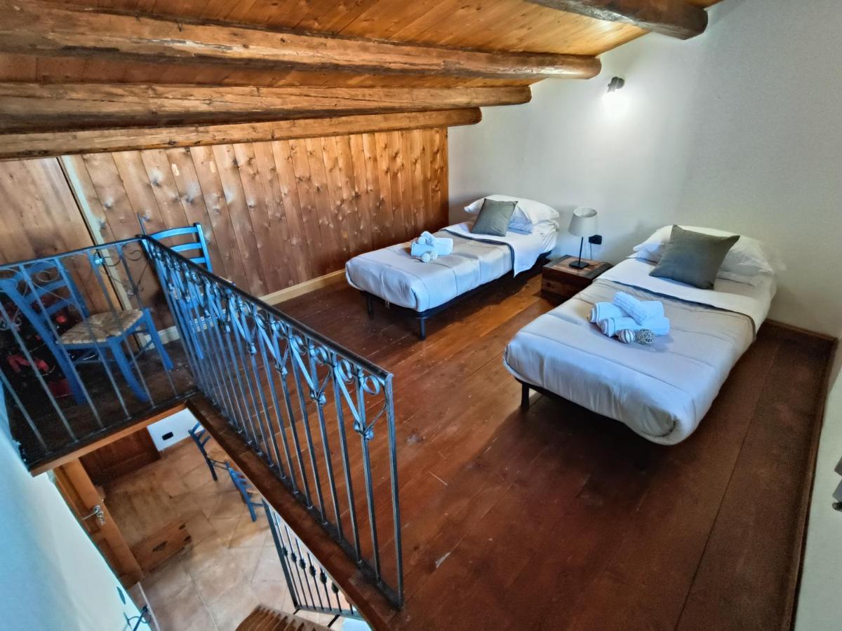 Afena Rent Bedrooms อากริเจนโต ภายนอก รูปภาพ